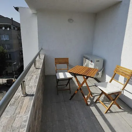 Appartement Poshta 1 2 *